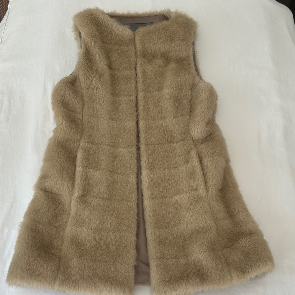 Zara Women's Cream Teddy Vest XS